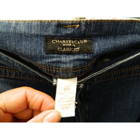 Charter Club Womens Blue Denim Capri Jeans Size 16W Classic Fit Button Accents - Picture 8 of 10